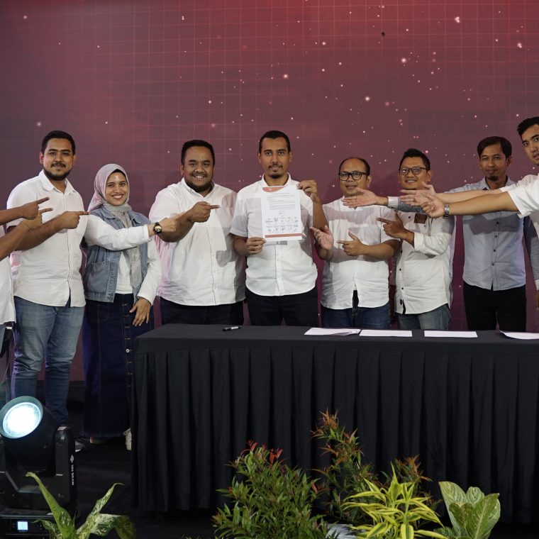 milah ke-19 sapphire grup meluncurkan siproper
